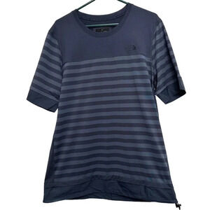 The North Face men’s NWT’s Urban Exploration Border Yarn tech series. Size large